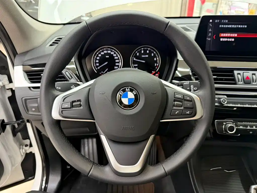 BMW X1 2022 — фото 11