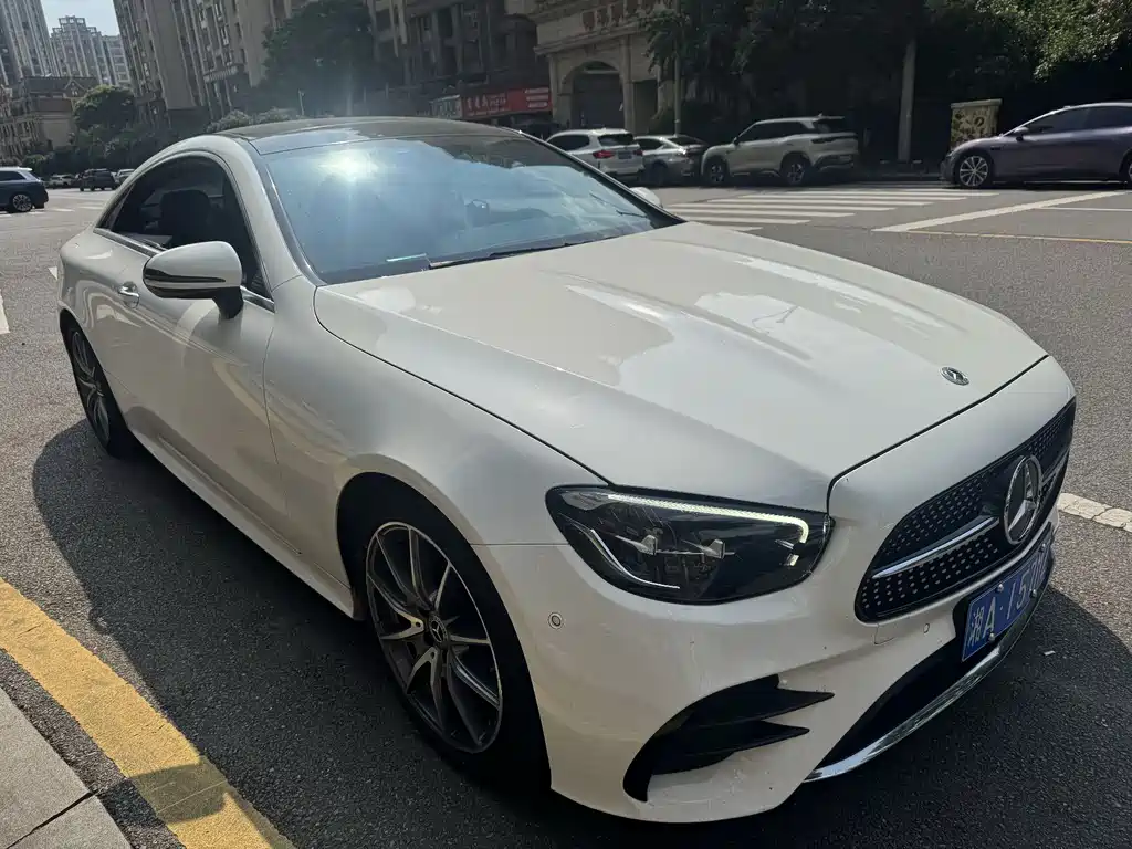 Mercedes-Benz E-Class 2023 — фото 1