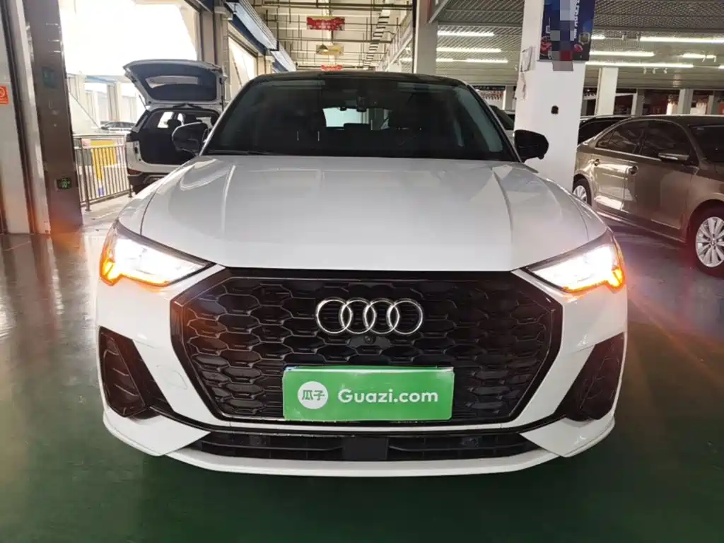 Audi Q3 Sportback 2022 — фото 3