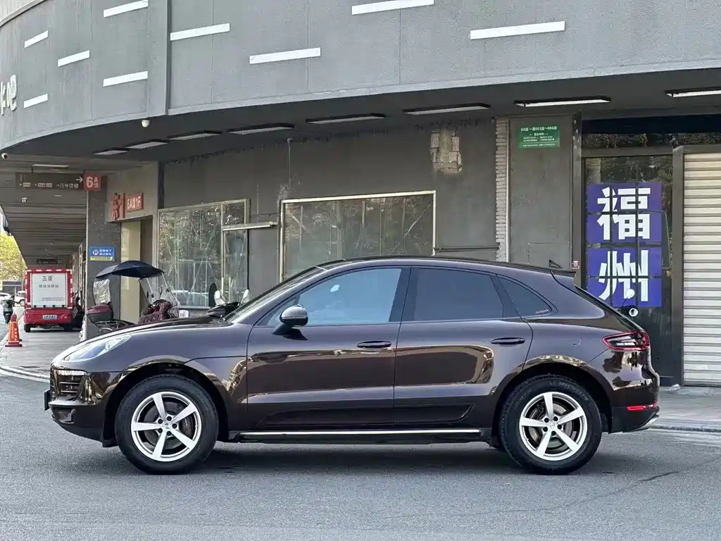 Porsche Macan 2015