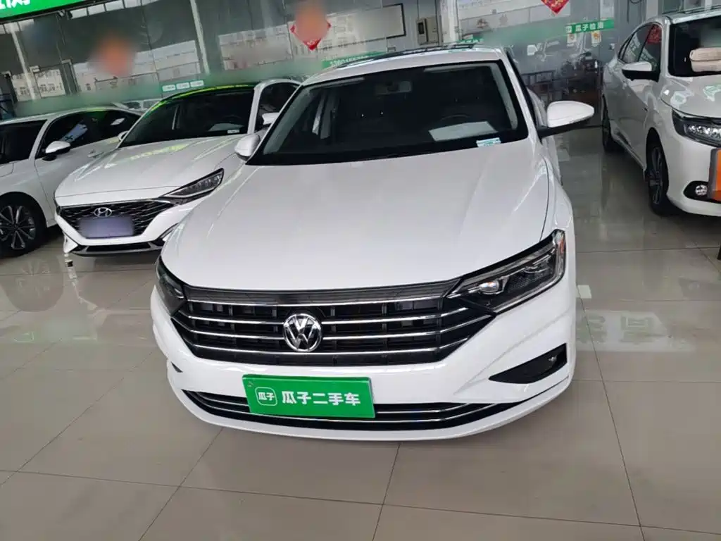 Volkswagen Sagitar 2022