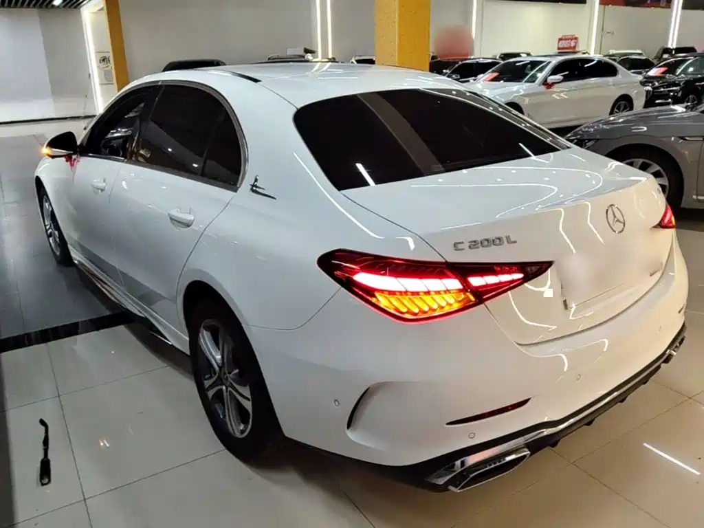 Mercedes-Benz C-Class 2022
