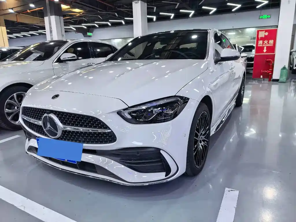 Mercedes-Benz C-Class 2022