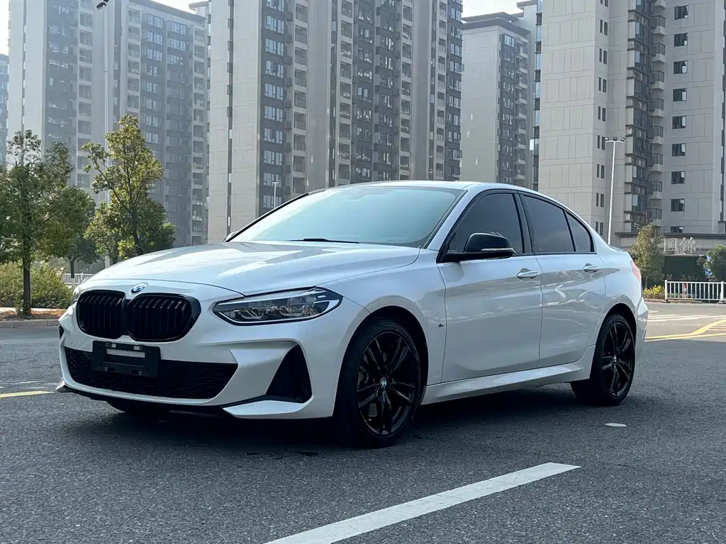 BMW 1 Series 2023