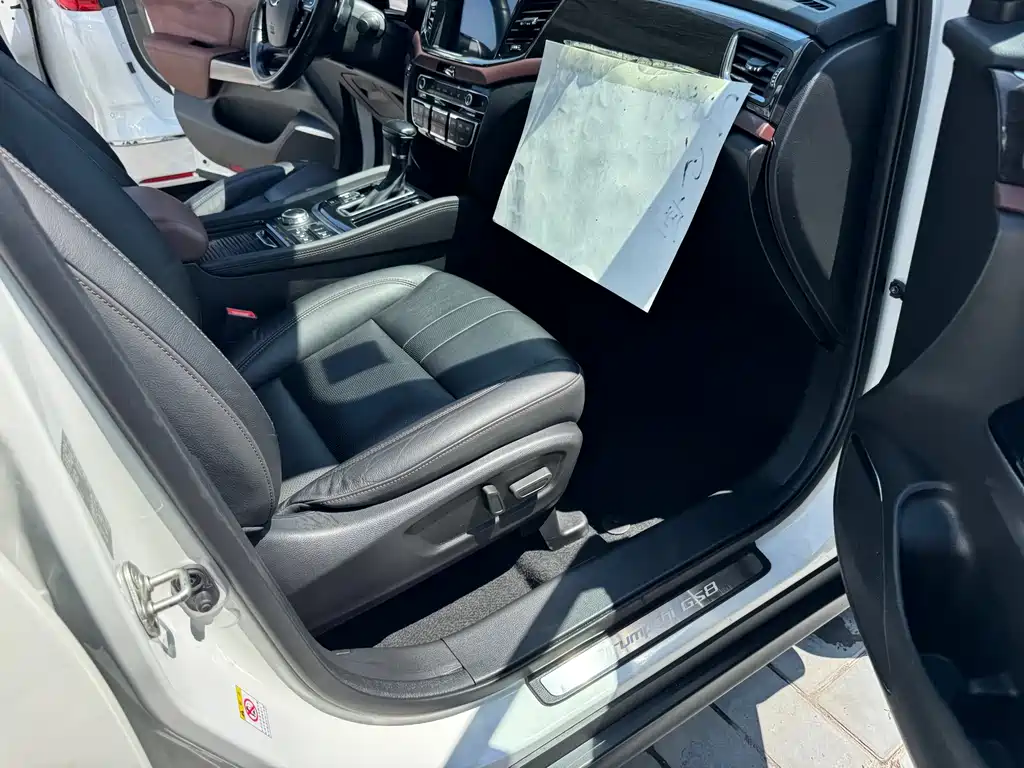 GAC Motor Trumpchi GS8 2018 — фото 11
