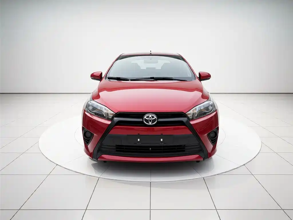 Toyota Yaris L 2016 — фото 3