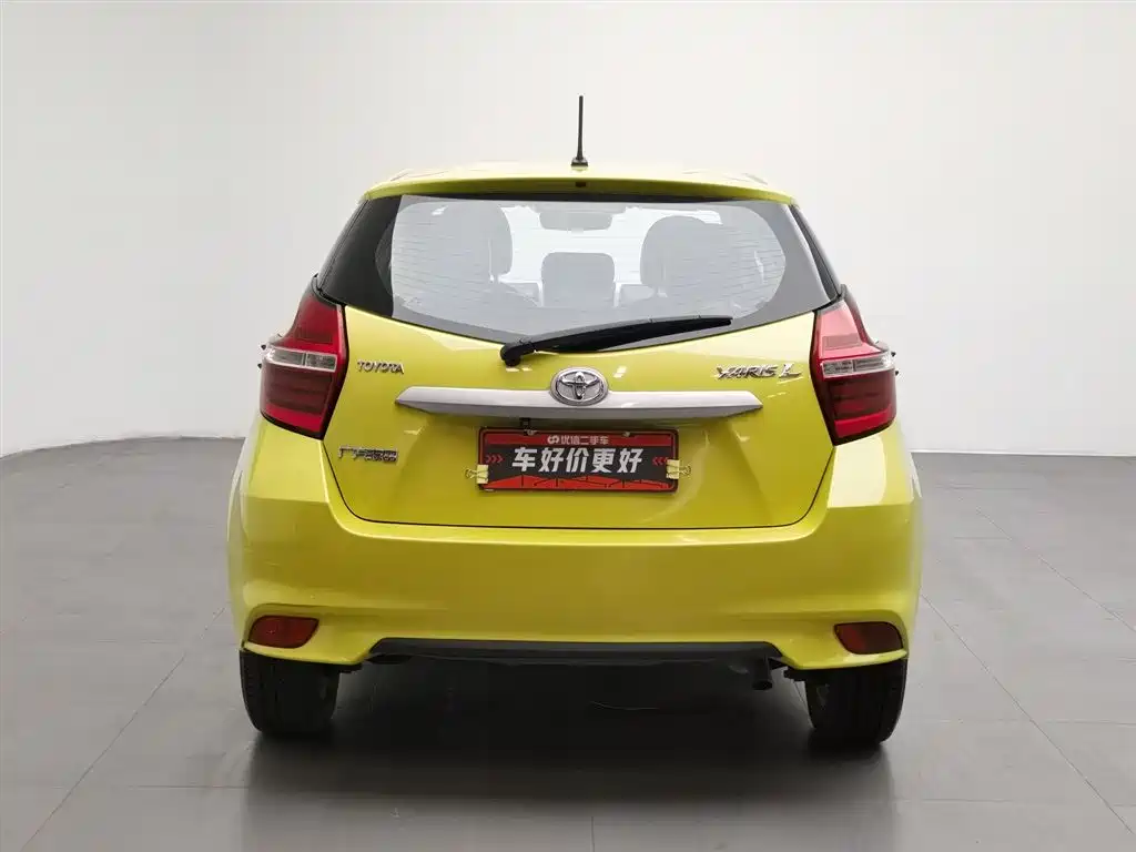 Toyota Yaris L 2019