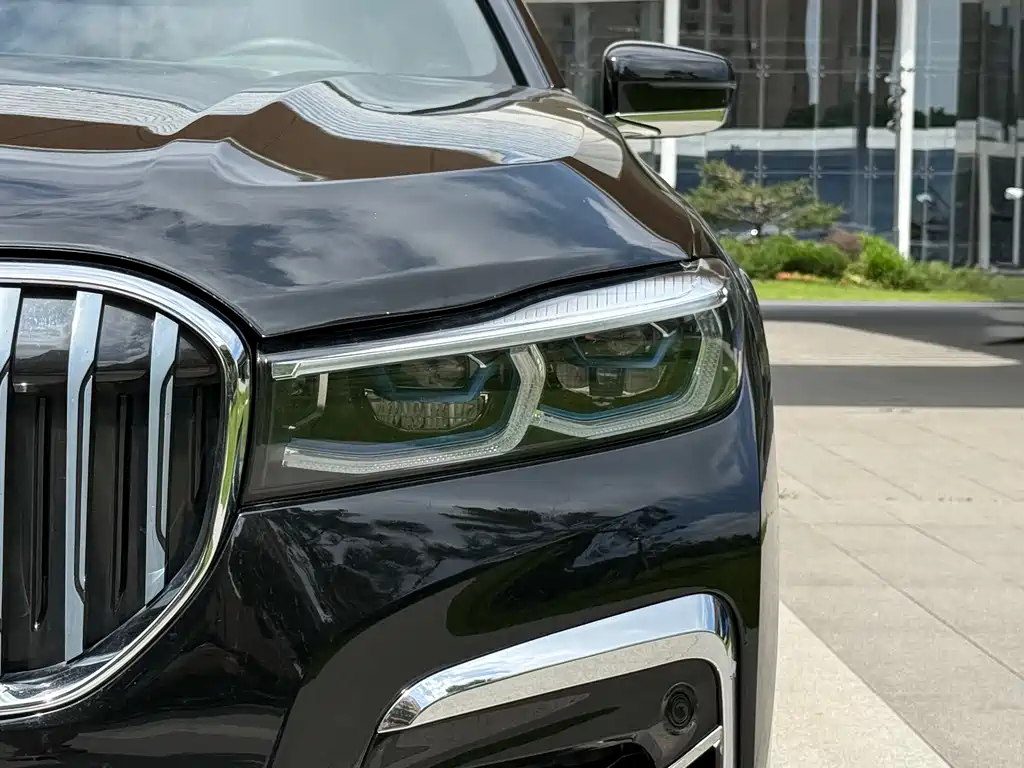BMW 7 Series 2017 — фото 4
