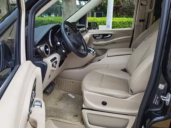 Mercedes-Benz V-Class 2020