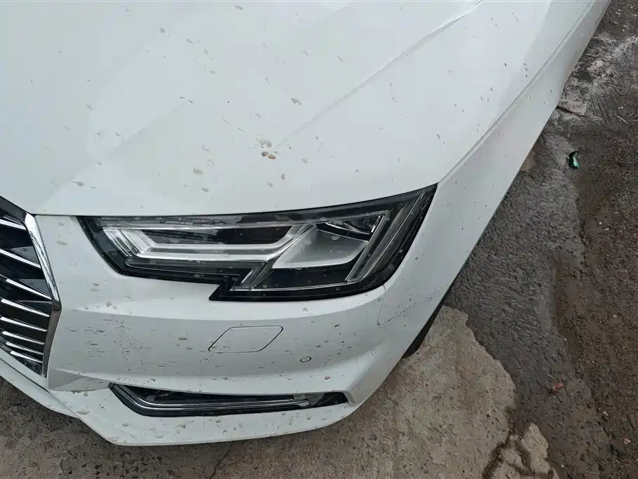 Audi A4L 2019