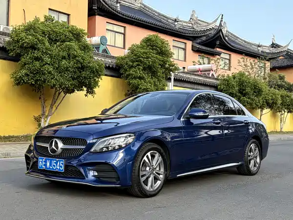 Mercedes-Benz C-Class 2021
