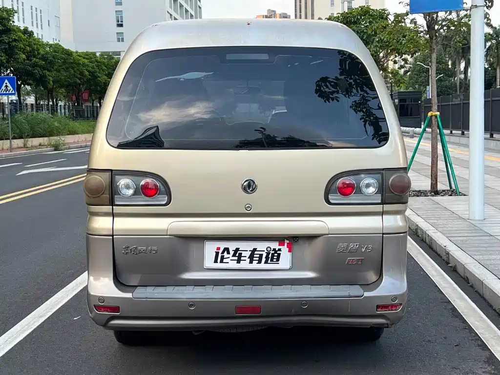 Dongfeng Lingzhi 2016 — фото 17