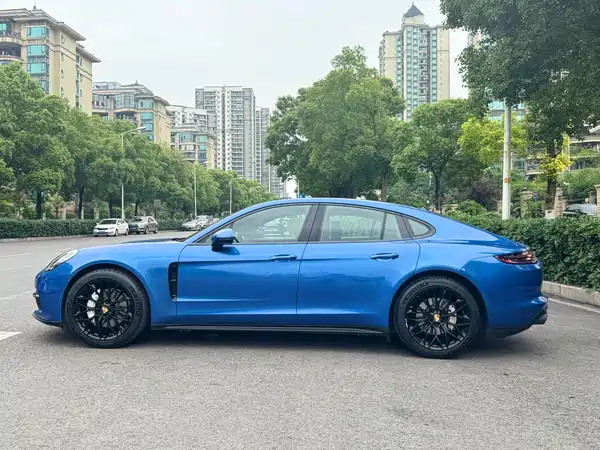 Porsche Panamera 2018