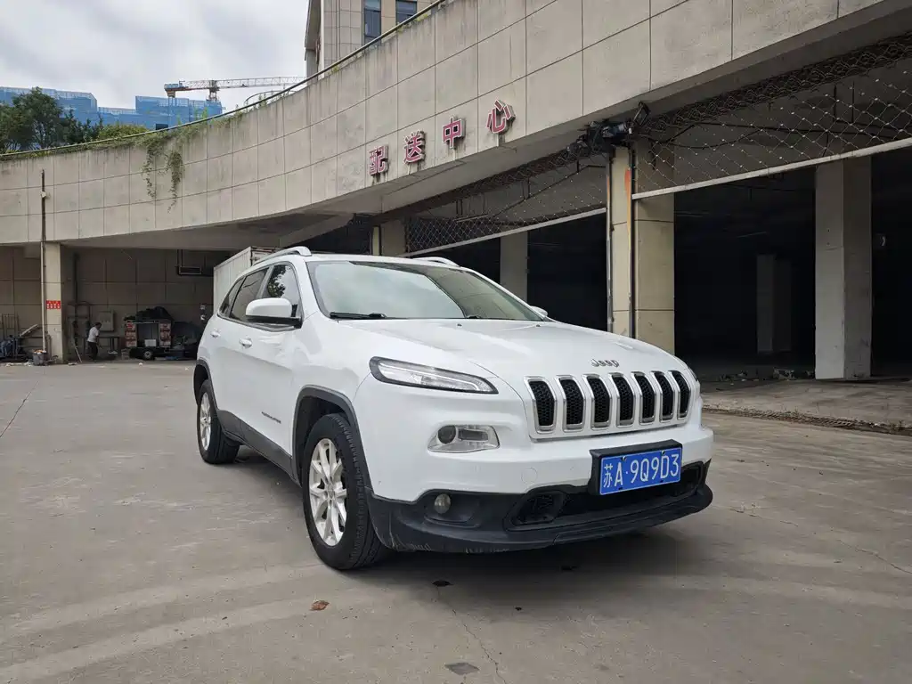 Jeep Cherokee 2016