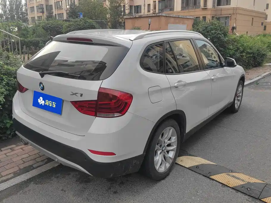 BMW X1 2016 — фото 3