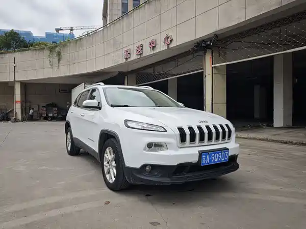 Jeep Cherokee 2016