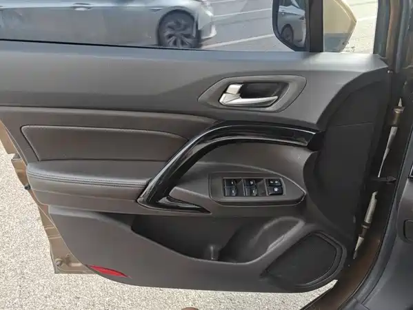 GAC Trumpchi GS4 2015