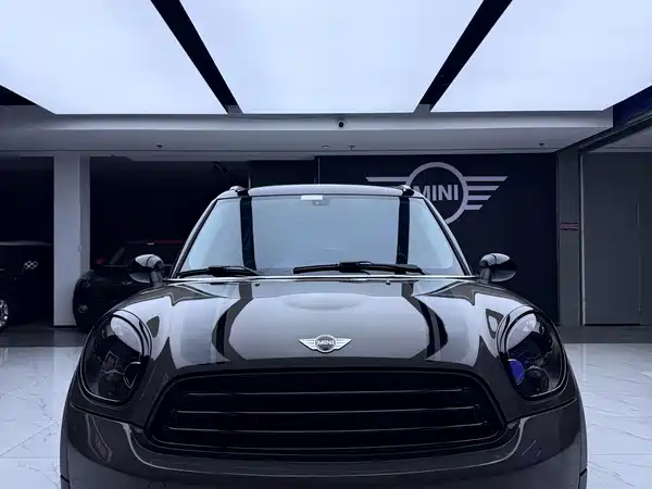 MINI Countryman 2011