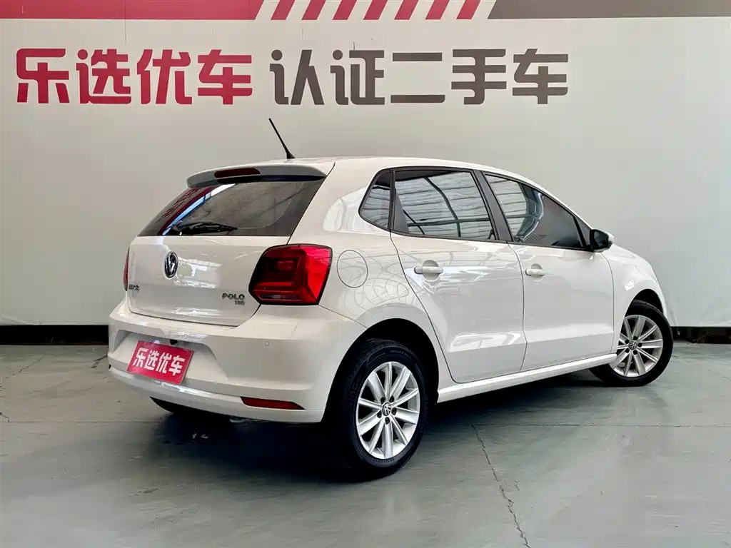 Volkswagen Polo 2015
