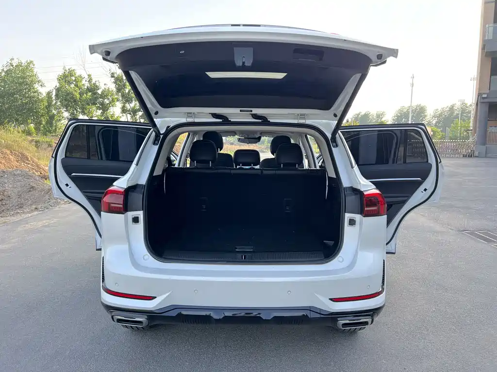 Roewe RX5 MAX 2022 — фото 22