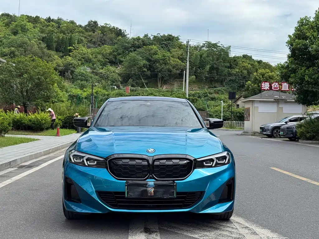 BMW i3 2023