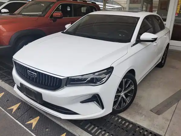 Geely Emgrand 2023