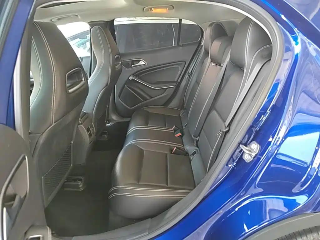 Mercedes-Benz GLA 2018 — фото 17