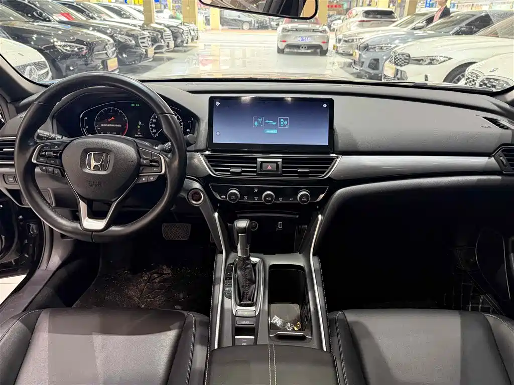 Honda Inspire 2023 — фото 10