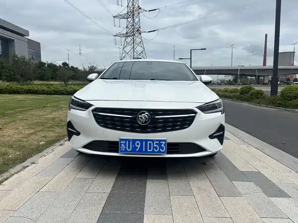 Buick Regal 2021
