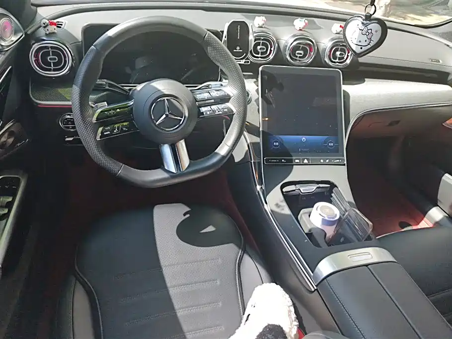 Mercedes-Benz C-Class 2023 — фото 12