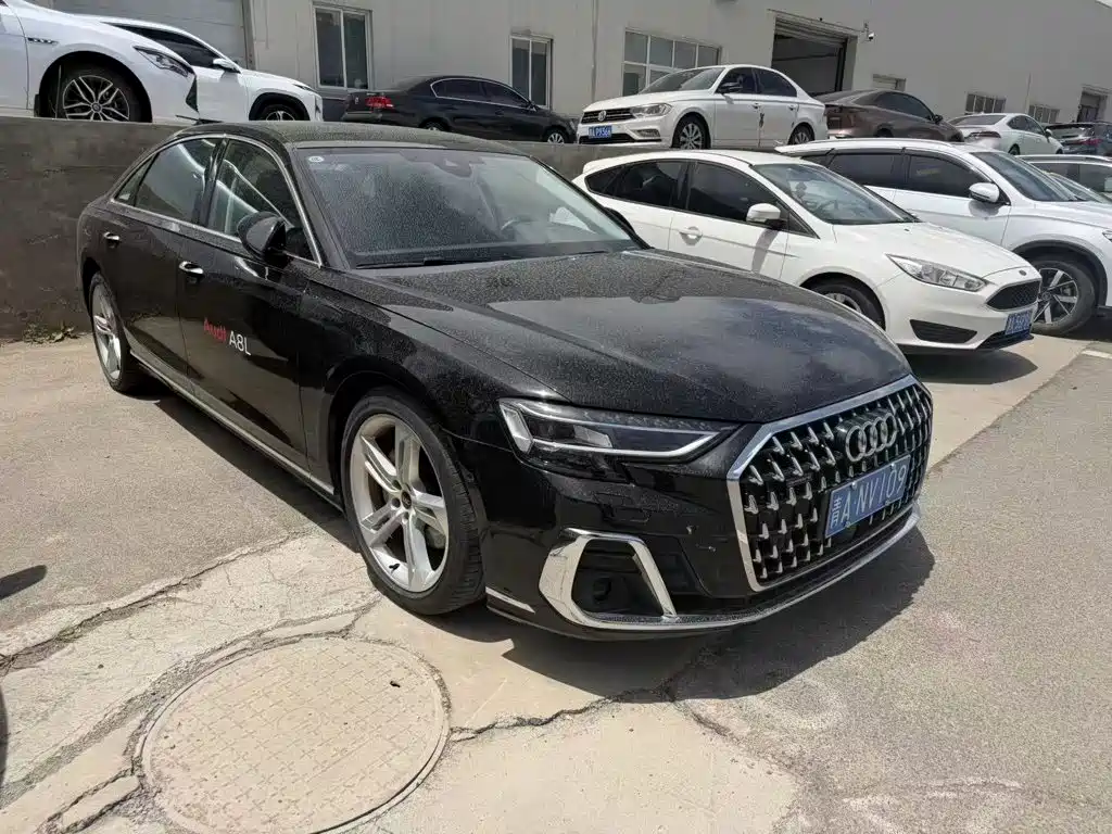 Audi A8 2023