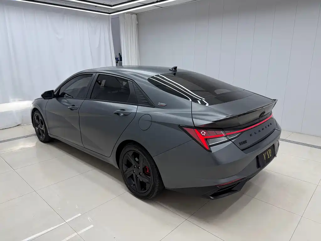 Hyundai Elantra 2023