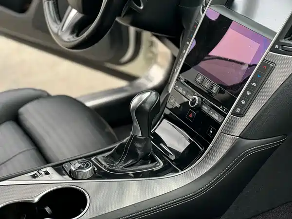Infiniti Q50 2014