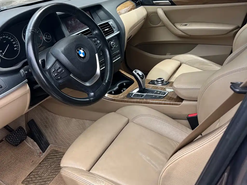 BMW X3 2011