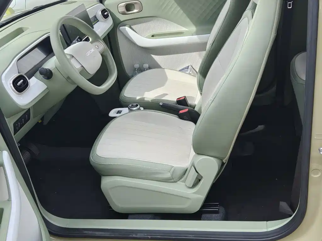 Geely Galaxy Panda 2025 — фото 8