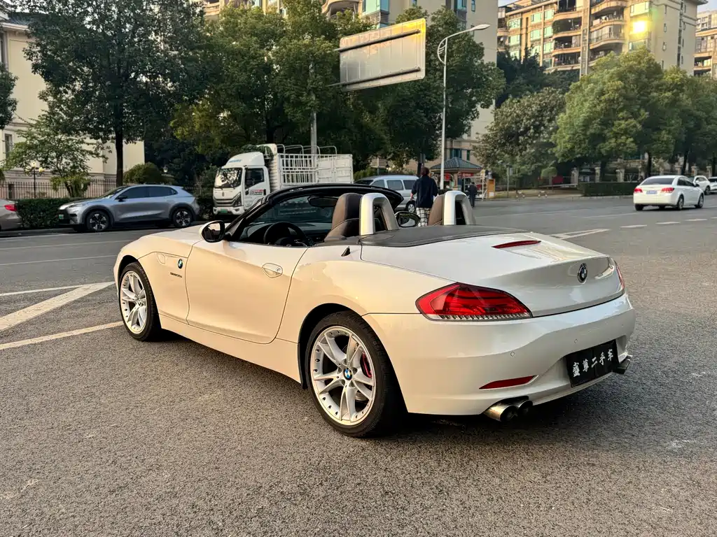 BMW Z4 2013 — фото 15