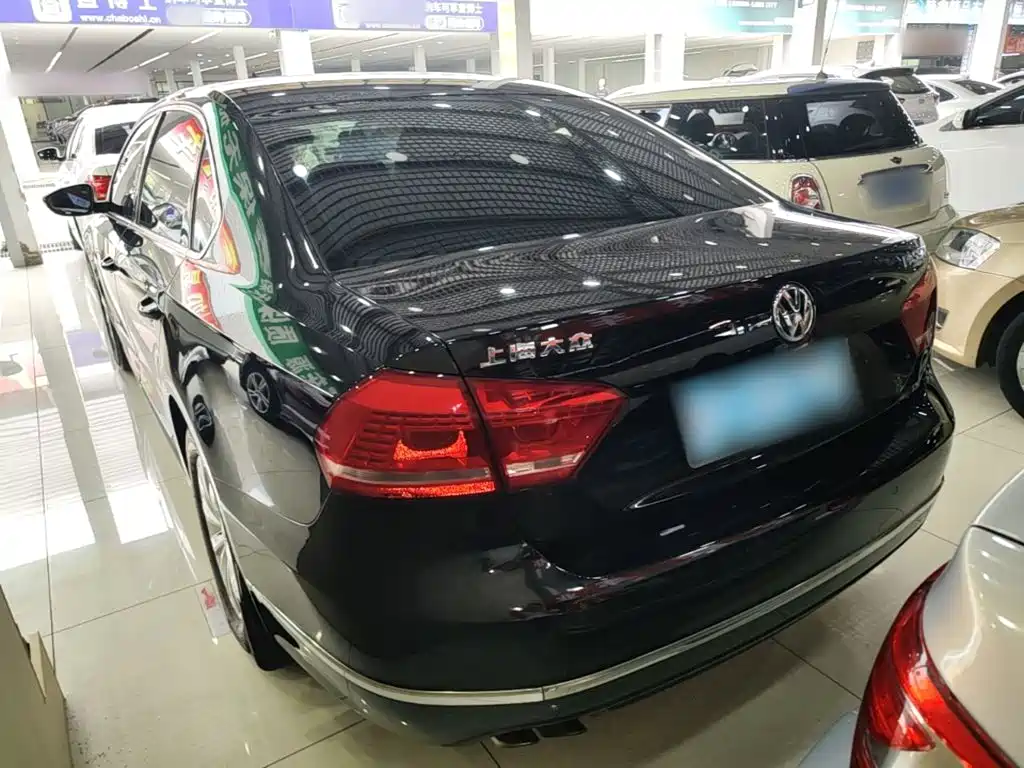 Volkswagen Passat 2015 — фото 23