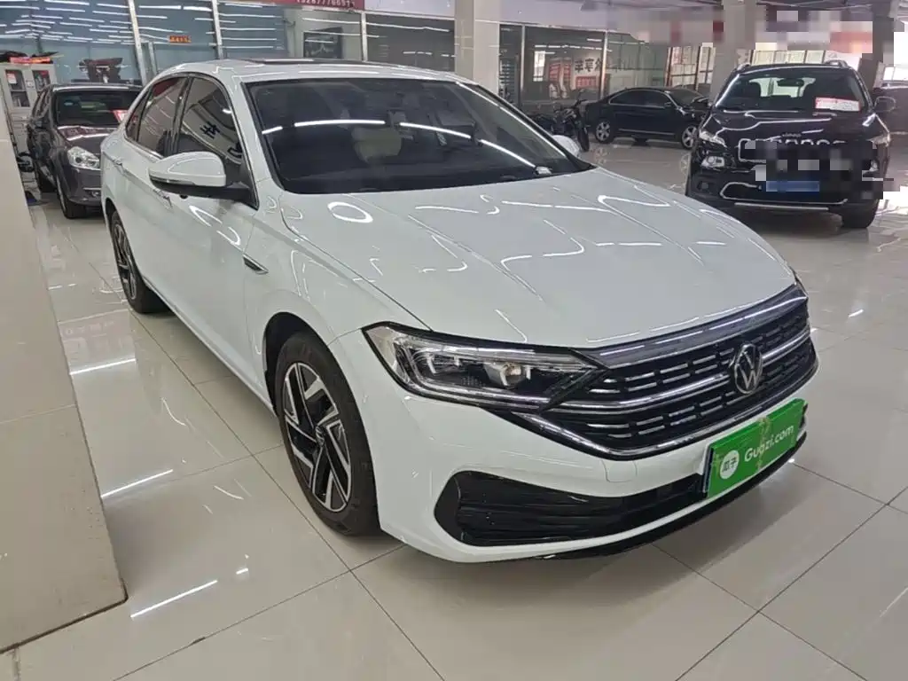Volkswagen Sagitar 2025