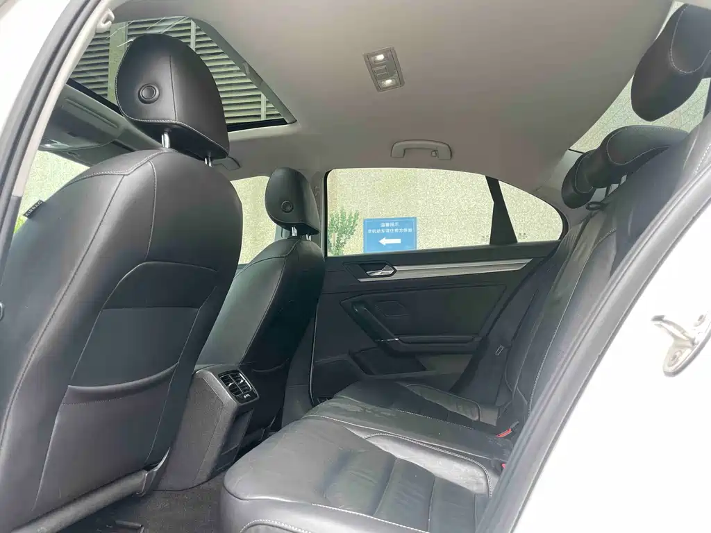 Volkswagen Lamando 2015