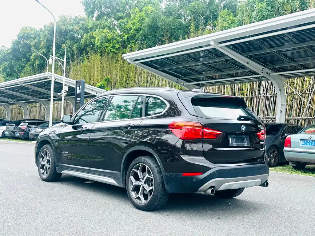 BMW X1 2018 — фото 7