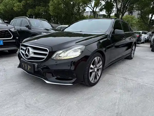 Mercedes-Benz E-Class 2013