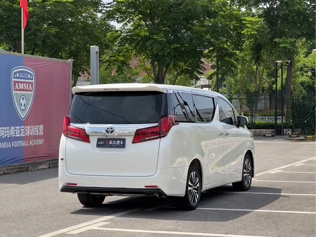 Toyota Alphard 2019 — фото 5