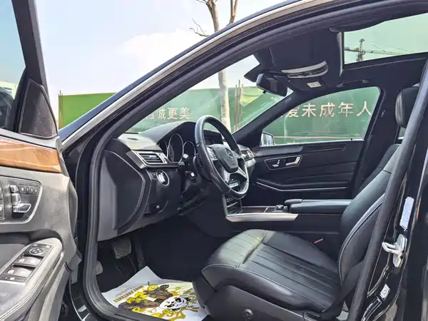 Mercedes-Benz E-Class 2015