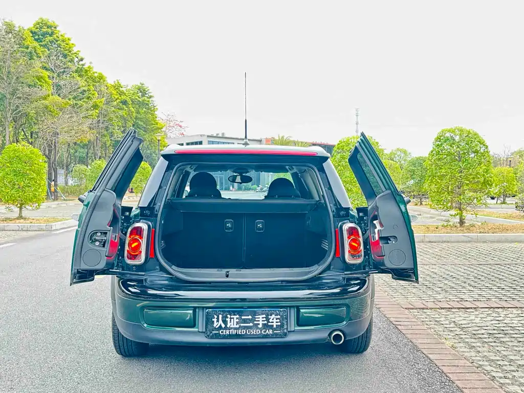 MINI Clubman 2010 — фото 9