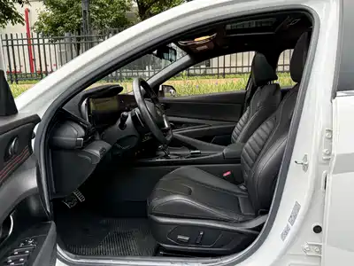Hyundai Elantra 2020