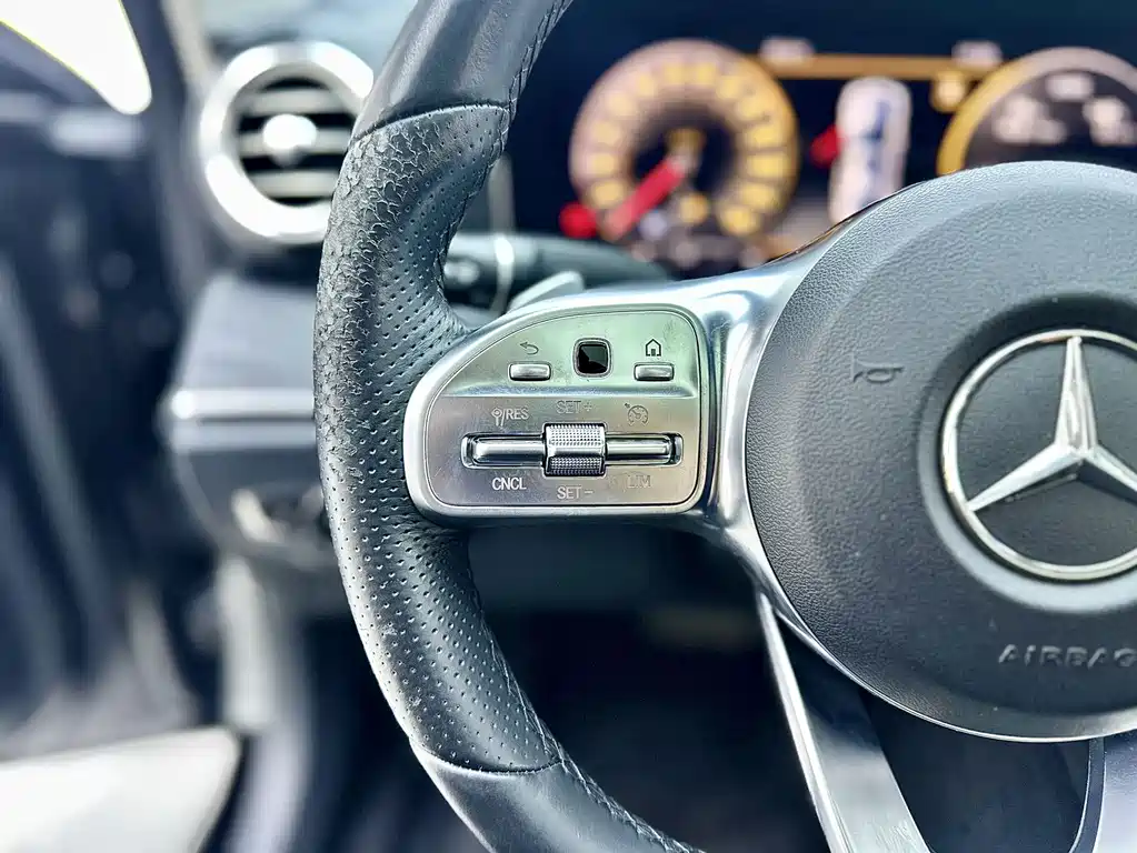Mercedes-Benz E-Class 2018 — фото 10