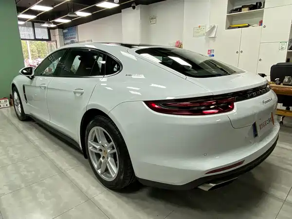 Porsche Panamera 2017