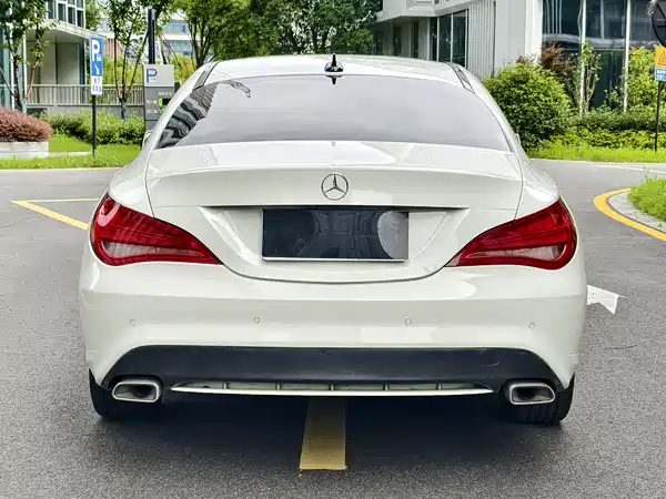 Mercedes-Benz CLA 2015