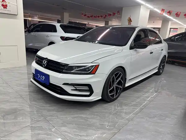 Volkswagen Sagitar 2017