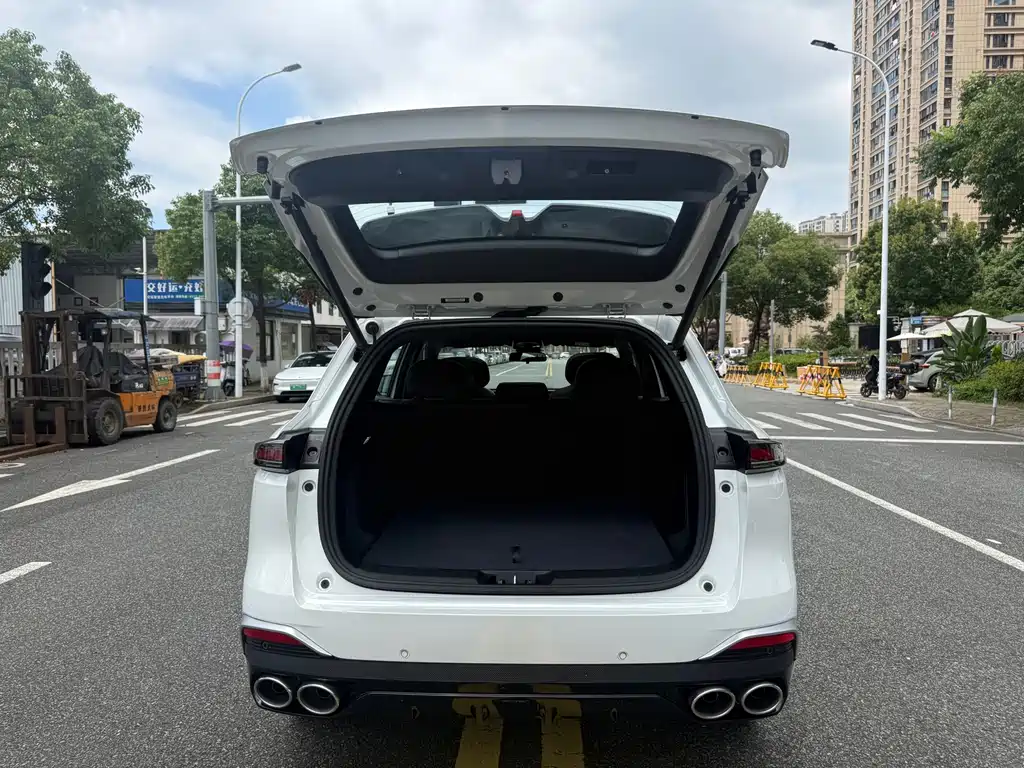 Changan CS75 PLUS 2025 — фото 20